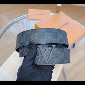 Louis Vuitton Gray Checkered Men's Belt